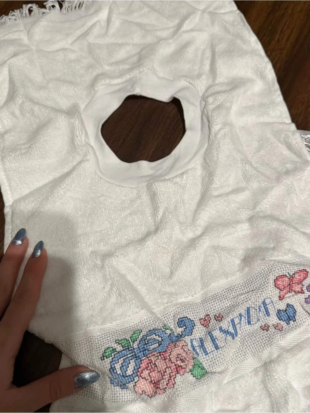 Alexandra bib
